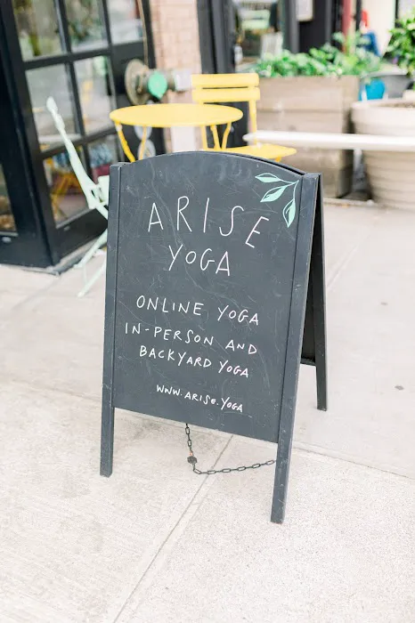 Arise Yoga Picture 3