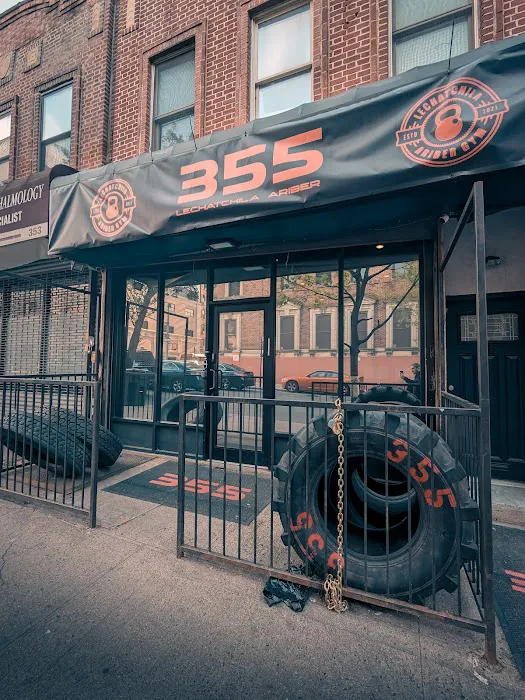 355 Lechatchila Ariber Gym NYC Picture 1