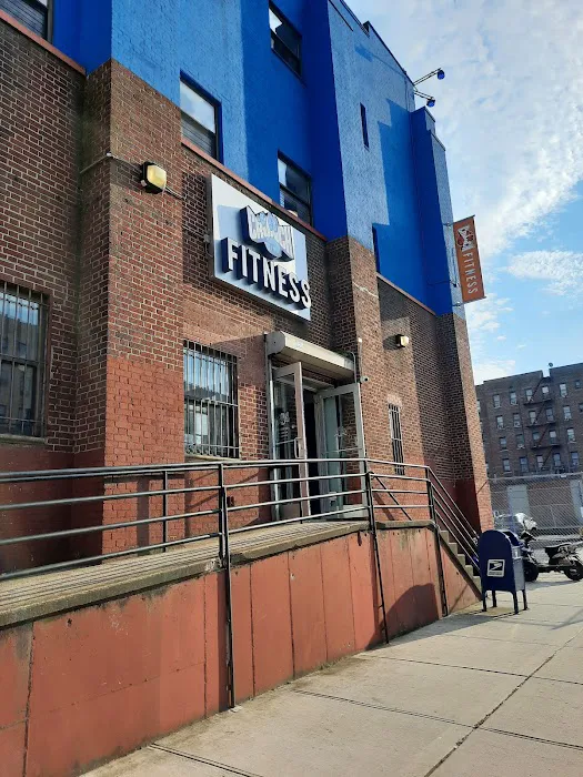 Crunch Fitness - Crown Heights Picture 4