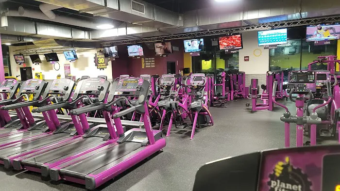 Planet Fitness Picture 7