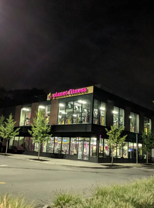 Planet Fitness Picture 3