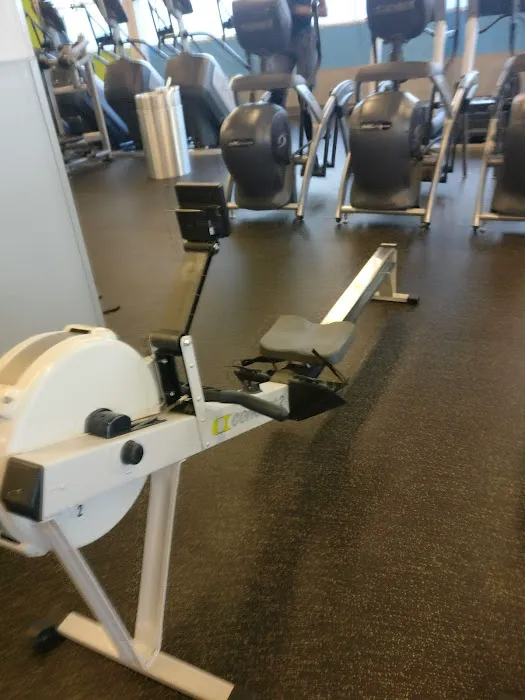 Blink Fitness Canarsie Picture 9