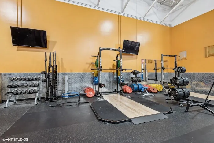 Crunch Fitness - Richmond Glenside Picture 9