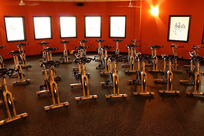Gold's Gym Westchester Commons Picture 7