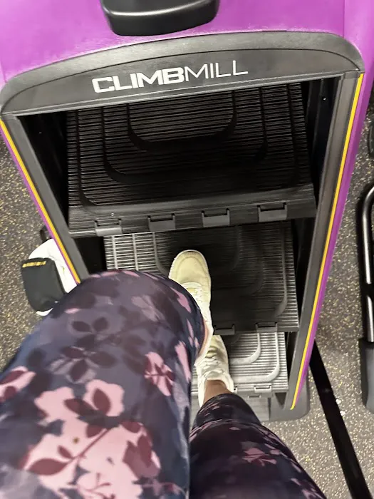 Planet Fitness Picture 10