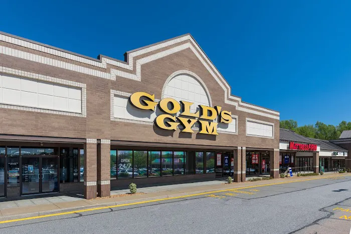 Gold's Gym Picture 3