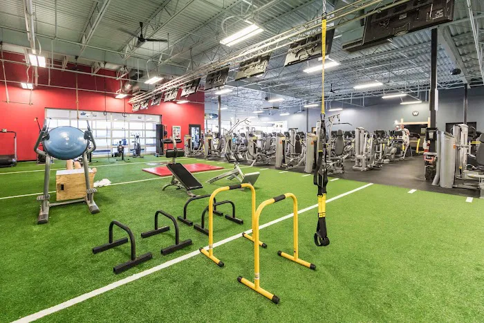 Gold's Gym Picture 7