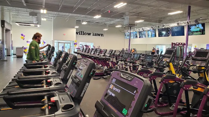 Planet Fitness Picture 5