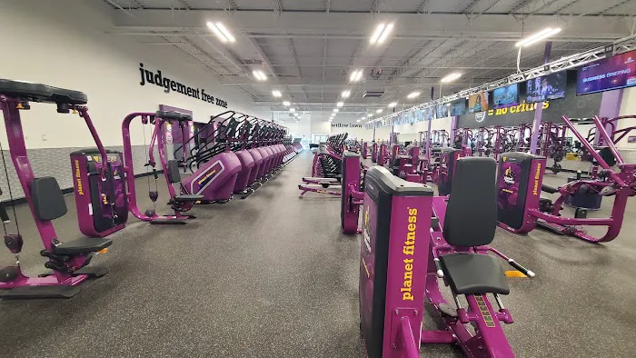 Planet Fitness Picture 2