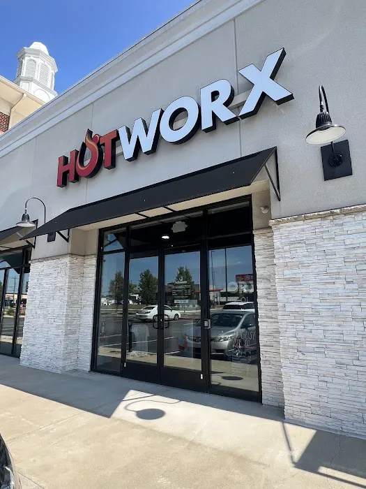HOTWORX - Youngstown, OH - Tiffany Crossings Picture 3
