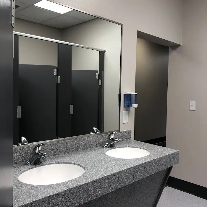 Creekside Fitness & Health Center Picture 6