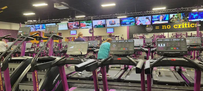Planet Fitness Picture 4