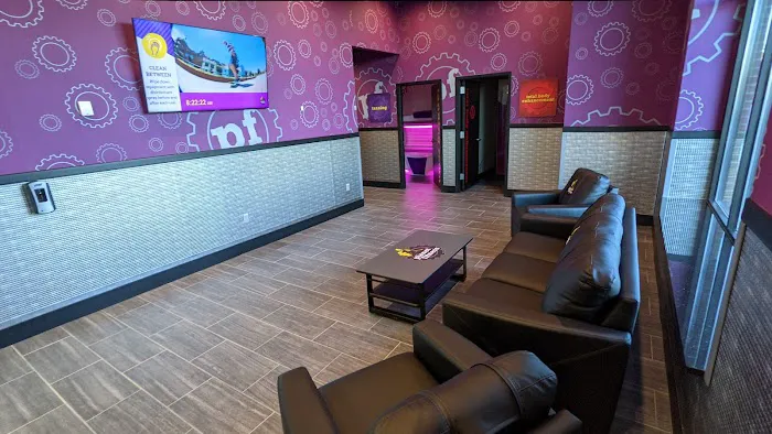 Planet Fitness Picture 2