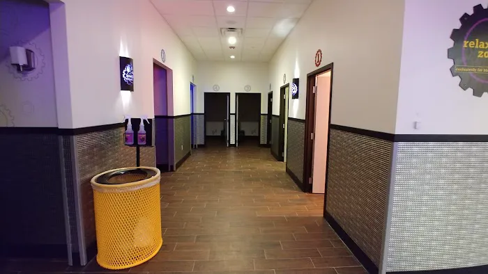 Planet Fitness Picture 7