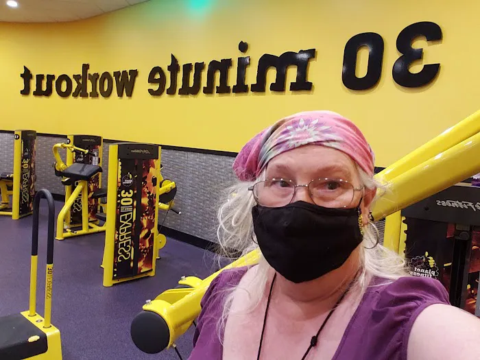 Planet Fitness Picture 10