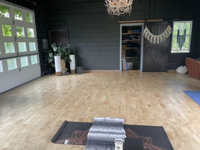 Nature Studio Yoga at Cardea Health Integrative Picture 3