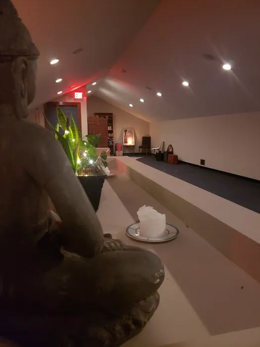 Hum Yoga & Sound Picture 4