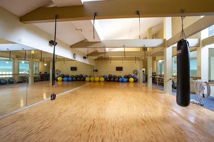 Pico Fitness Center Picture 9