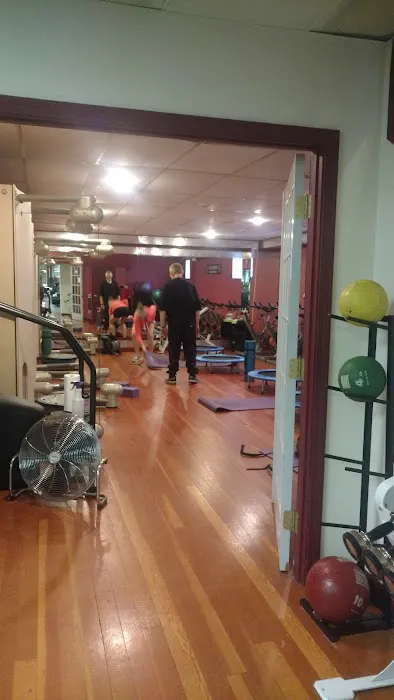 Newport Fitness and Spa Picture 10