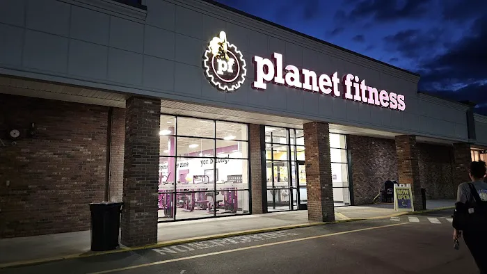 Planet Fitness Picture 3