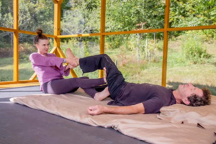 INNER LIFT YOGA & MASSAGE Picture 2