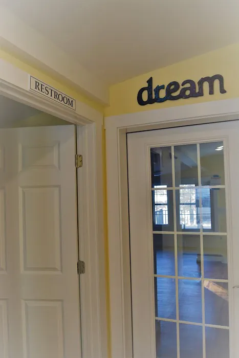 Brandon Yoga Center Picture 5