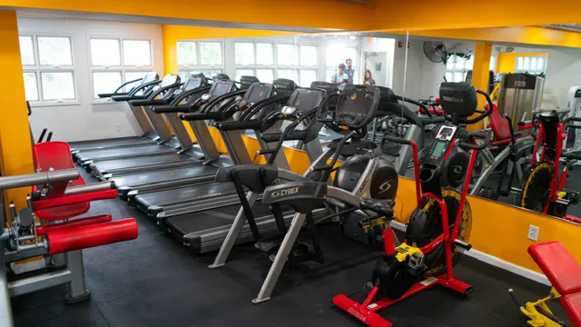 B FIT 369 LLC Picture 6