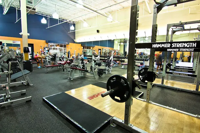 The Edge Fitness Clubs Picture 4