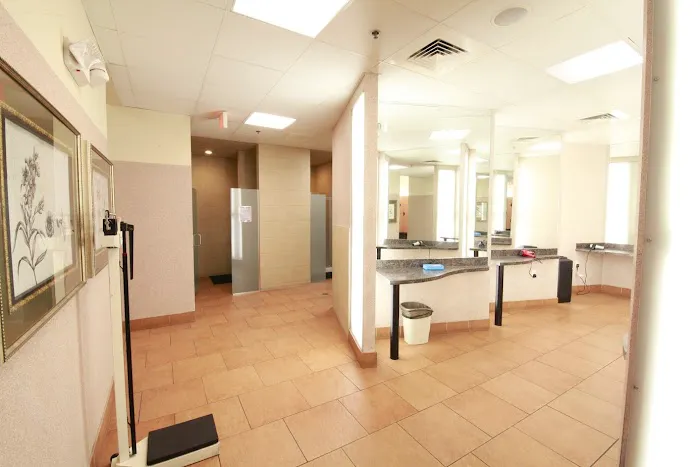 The Edge Fitness Clubs Picture 6