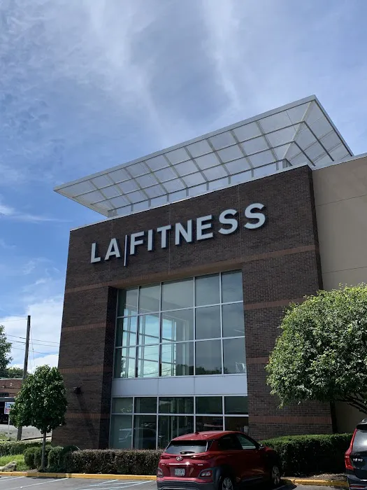 LA Fitness Picture 8