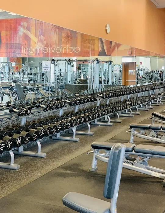 LA Fitness Picture 4