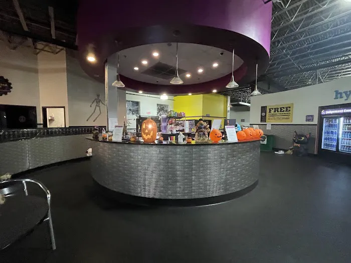 Planet Fitness Picture 4
