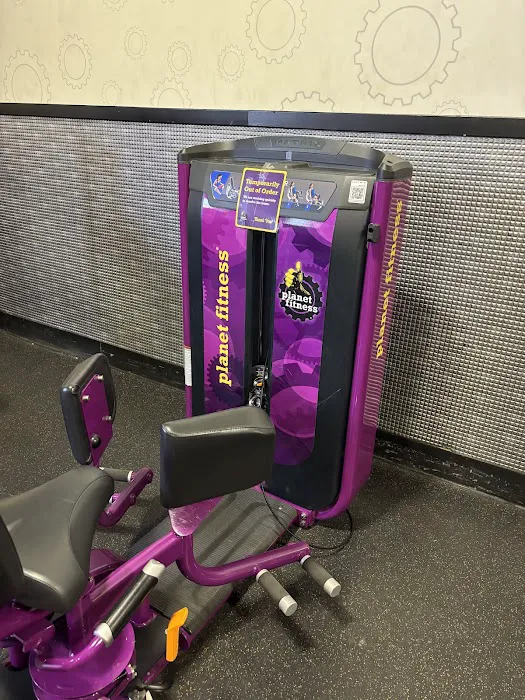 Planet Fitness Picture 5