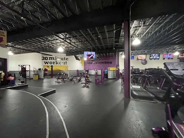 Planet Fitness Picture 3