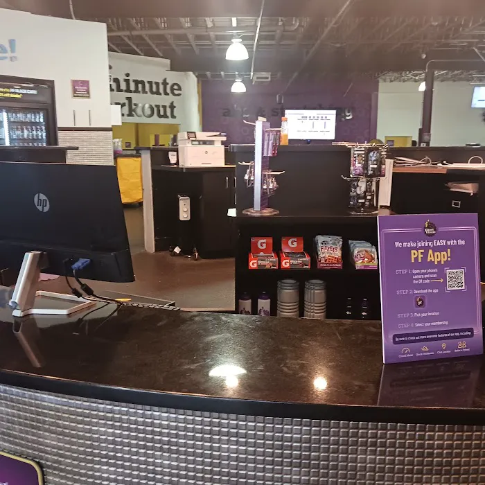 Planet Fitness Picture 7