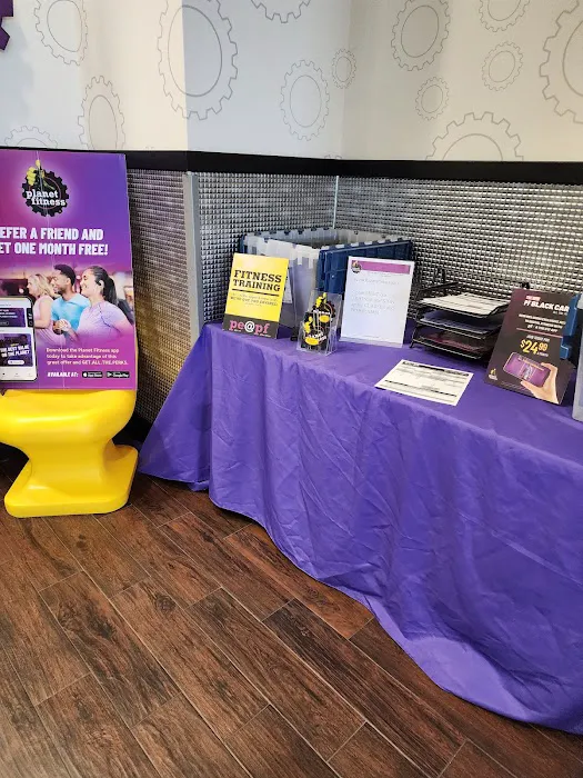 Planet Fitness Picture 2