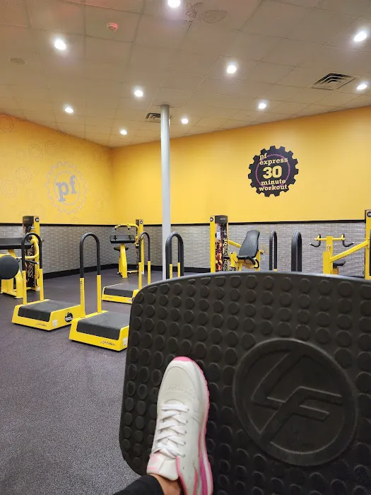 Planet Fitness Picture 1