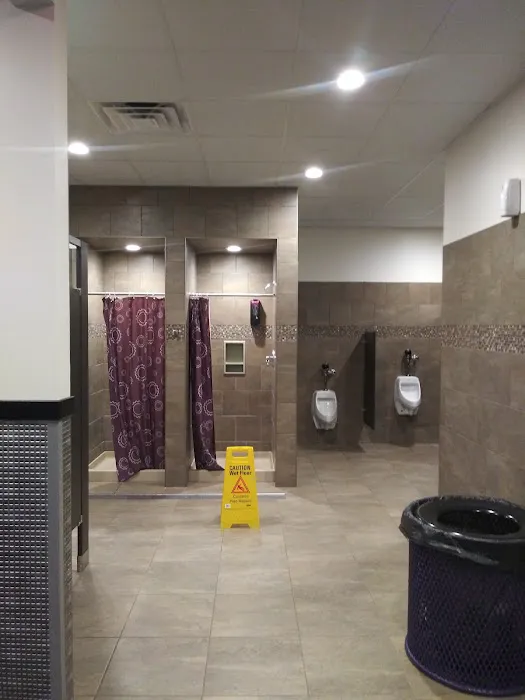 Planet Fitness Picture 9
