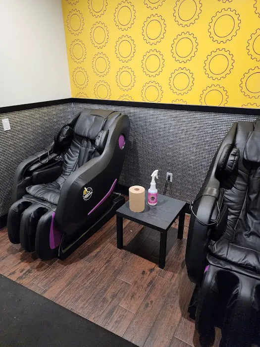 Planet Fitness Picture 6
