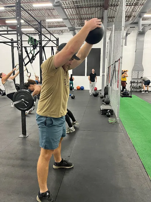 Iron Bond Fitness Picture 4