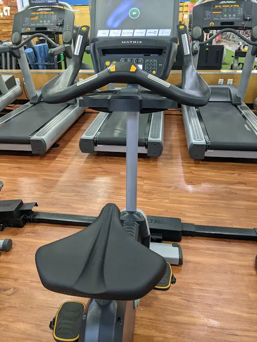 The Edge Fitness Clubs Picture 2