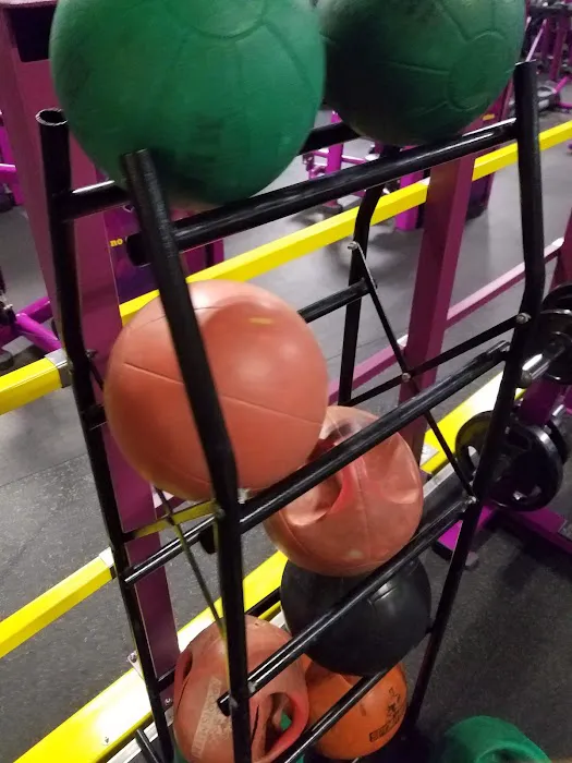 Planet Fitness Picture 1