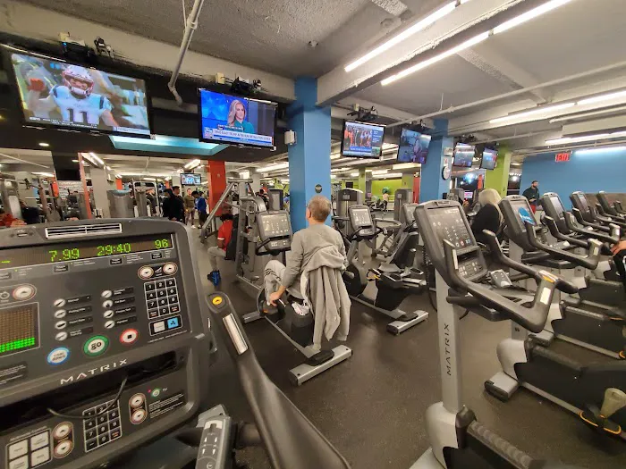 Blink Fitness Yonkers Picture 8