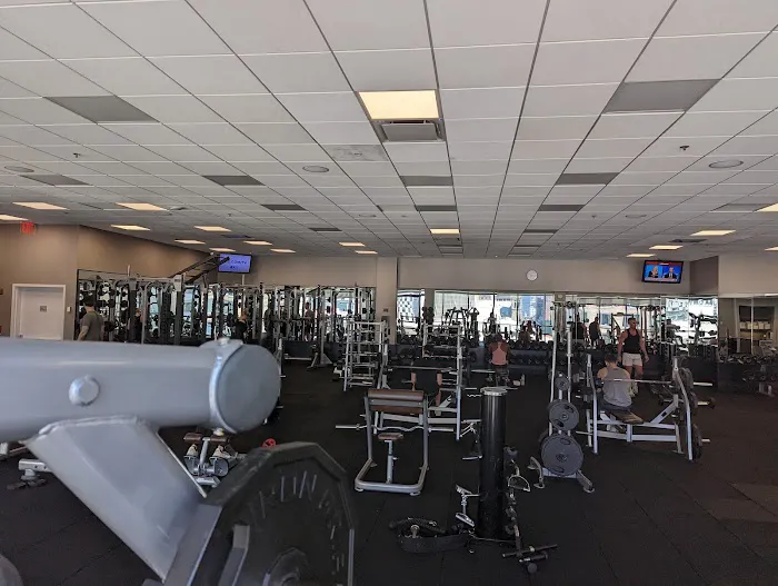 Equinox Sports Club New York Picture 2