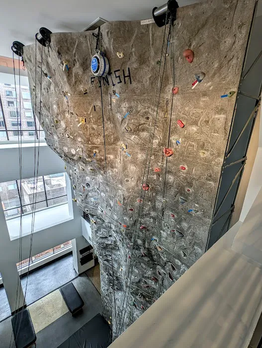 Equinox Sports Club New York Picture 9