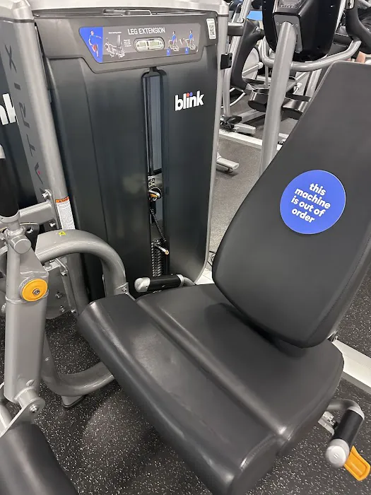 Blink Fitness 125th Picture 6