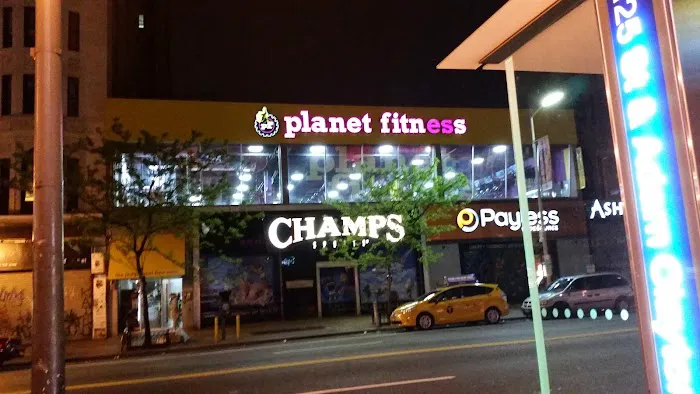 Planet Fitness Picture 2