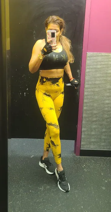 Planet Fitness Picture 1