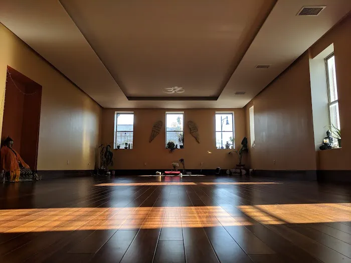 Urban Asanas Picture 3