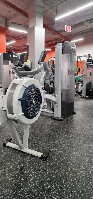 Blink Fitness Clinton Hill Picture 9